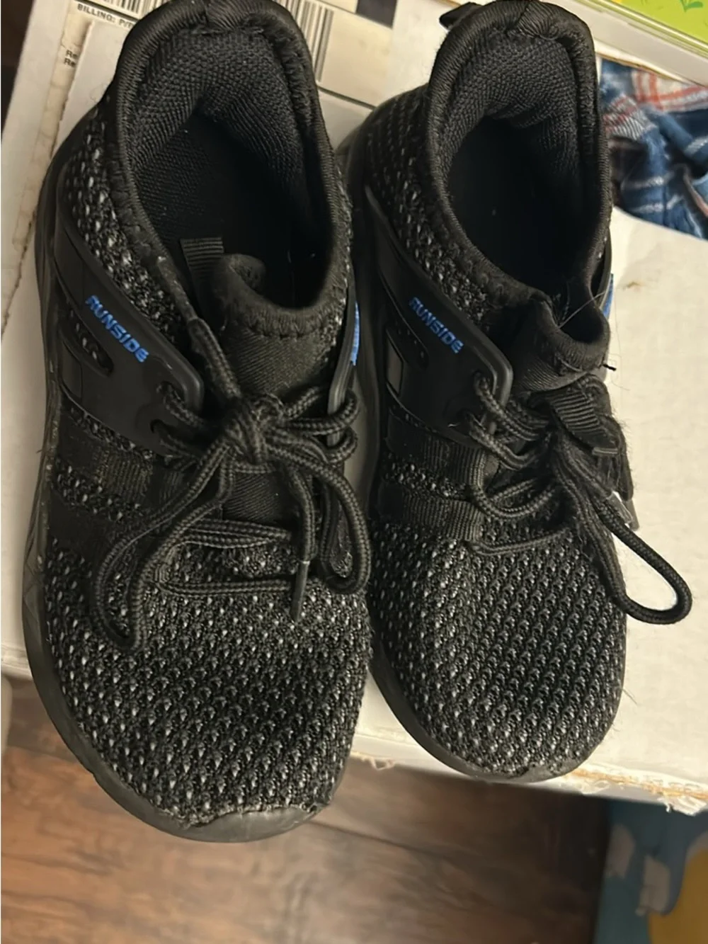 Kids Black Athletic Sneakers - size 12